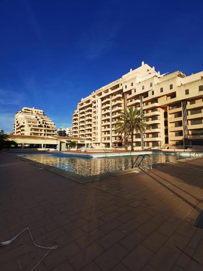 Logement Terrain De Tennis/Piscine 800M De La Mer Portimão Exterior photo